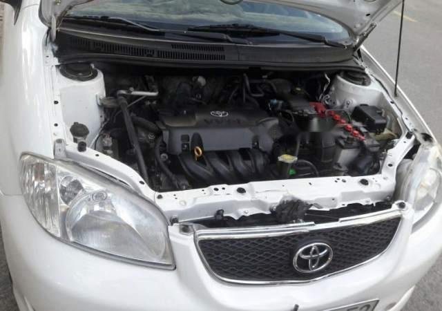 Cần bán gấp Toyota Vios G đời 2003, màu trắng, xe nhập, xe đang hoạt động