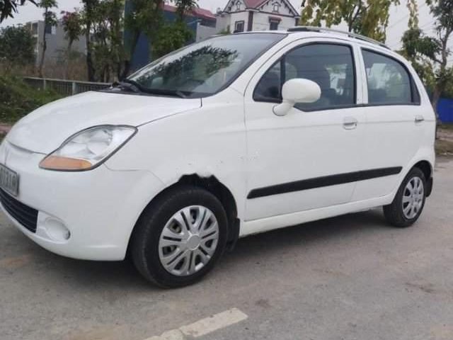 Cần bán lại xe Chevrolet Spark 2010, màu trắng, xe đẹp 