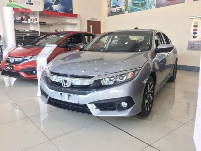 Cần bán xe Honda Civic 2018, màu bạc, nhập khẩu