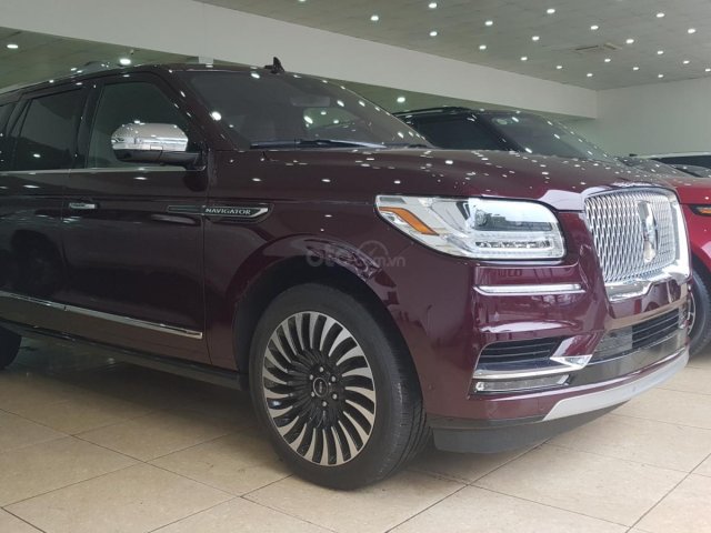 Bán xe Lincoln Navigator L Black Label 2019, màu đỏ, xe mới 100% giao ngay0