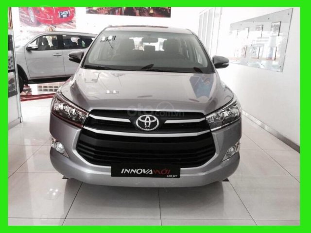 Toyota Tân Cảng - Innova số sàn - ưu đãi lớn, chỉ 200tr nhận xe, Hotline 09330006000