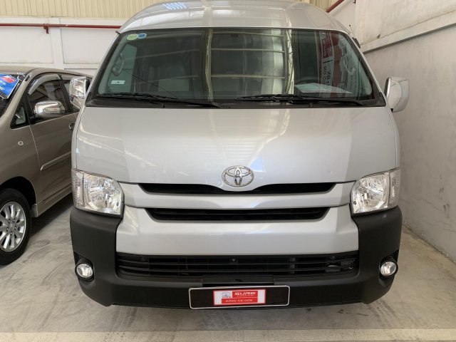 Bán ô tô Toyota Hiace dầu năm 2014, màu bạc, xe nhập khẩu, giá giảm đặc biệt