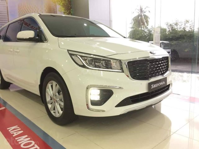 Bán Kia Sedona năm 2019, màu trắng