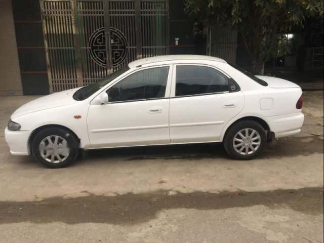 Bán xe Mazda 323 năm 2000, màu trắng