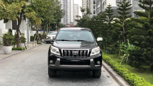 Cần bán lại xe Toyota Prado 2.7 AT 2011 số tự động, xe còn mới hoàn toàn