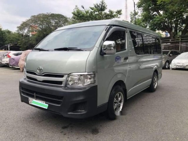 Bán ô tô Toyota Hiace 2011, màu xanh lam còn mới, giá chỉ 358 triệu