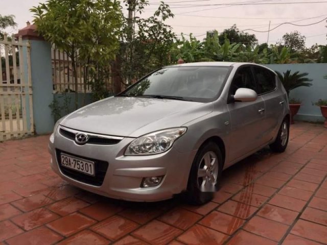 Bán Hyundai i30 2008, màu bạc, nhập khẩu