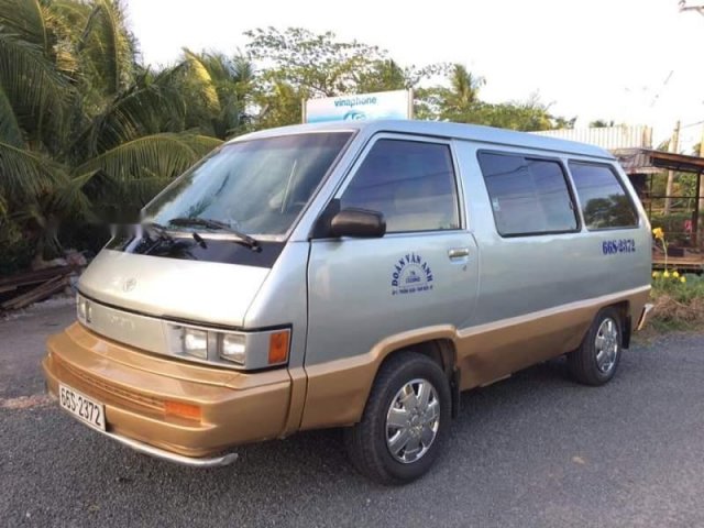 Cần bán gấp Toyota Van đời 1986, xe nhập 