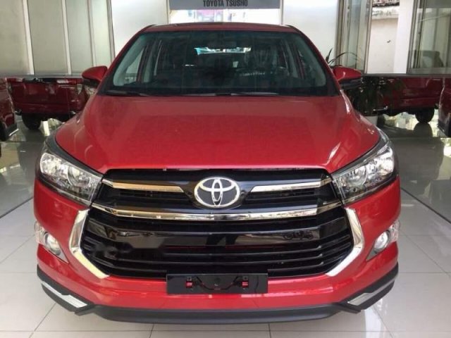 Bán Toyota Innova Venturer 2019, màu đỏ, giá tốt