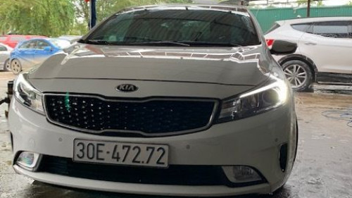 Bán Kia Cerato 2.0 AT 2016, màu trắng chính chủ, giá tốt