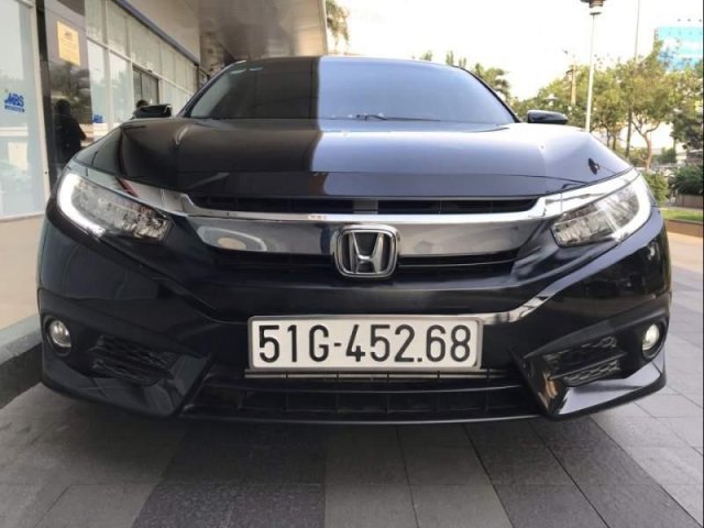 Cần bán Honda Civic 1.5L Tubor năm sản xuất 2017, màu đen, xe nhập 