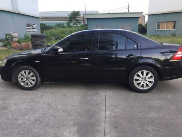 Bán xe Ford Mondeo 2005, màu đen chính chủ