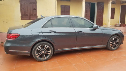 Bán Mercedes E250 đời 2013, màu xám, xe nhập