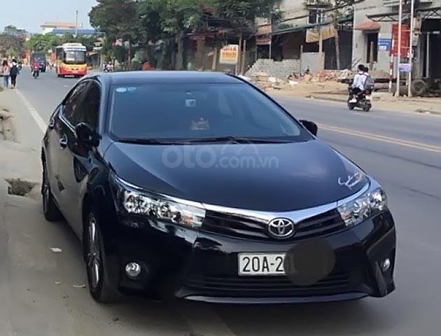 Cần bán gấp Toyota Corolla Altis đời 2017, màu đen