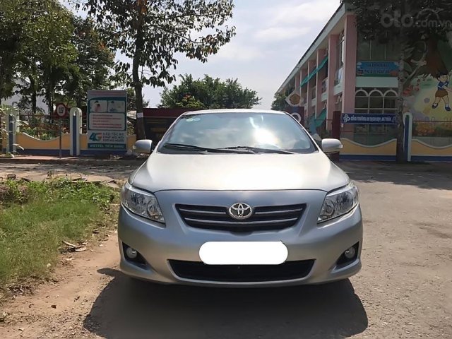 Bán xe Toyota Corolla altis 1.8G năm sản xuất 2009, màu bạc như mới, 409 triệu