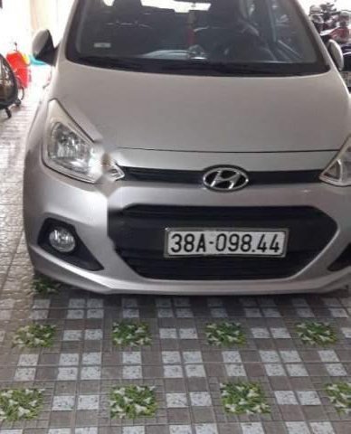 Cần bán Hyundai Grand i10 MT đời 2014, màu bạc, nhập khẩu, ĐK 2015