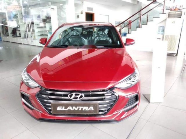 Bán ô tô Hyundai Elantra Sport 2018, màu đỏ, xe nhập