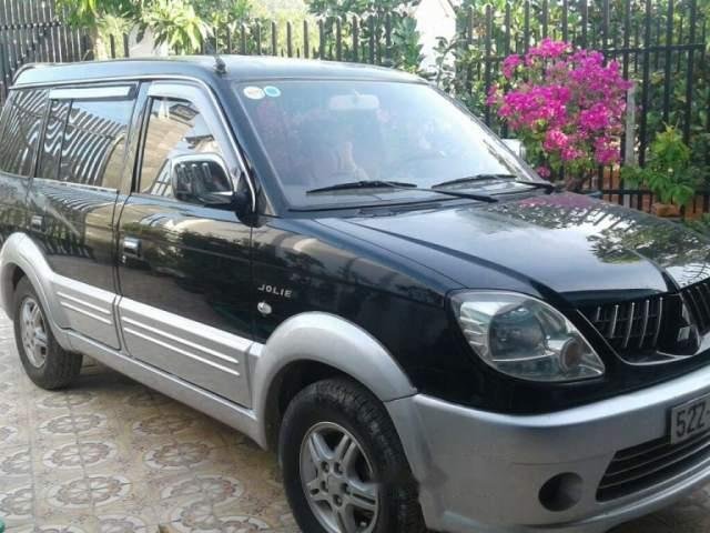 Bán xe Mitsubishi Jolie sản xuất 2004, giá chỉ 195 triệu