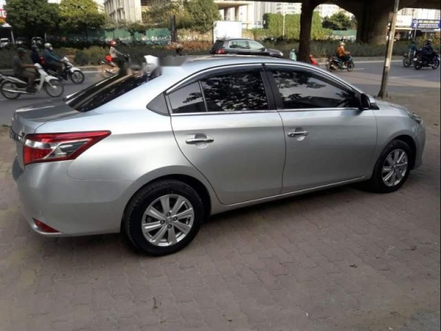 Cần bán gấp Toyota Vios sản xuất 2016, màu bạc, 475 triệu