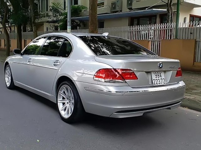 Cần bán lại xe BMW 7 Series 750Li sản xuất năm 2006, màu bạc, nhập khẩu nguyên chiếc, 740 triệu