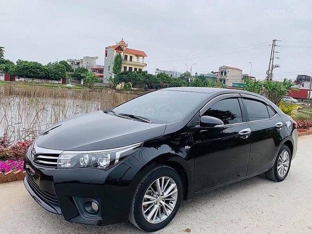 Bán Toyota Corolla Altis 1.8 AT đời 2017, màu đen giá cạnh tranh