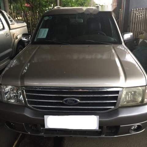 Bán Ford Everest năm 2005, màu bạc, 220tr