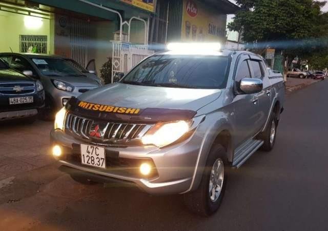 Cần bán Mitsubishi Triton sản xuất năm 2016, màu bạc, nhập khẩu, giá tốt