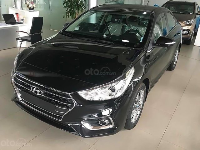 Bán Hyundai Accent 1.4AT màu đen, chiếc xe dòng Sedan thuộc phân khúc B