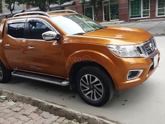 Cần bán xe Nissan Navara VL 4x4 AT, sản xuất 2017 nhập Thái, màu cam