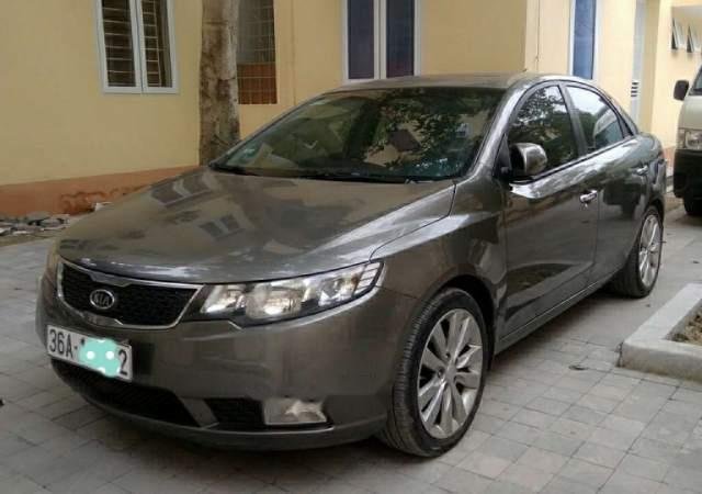 Cần bán xe Kia Forte sản xuất 2013, màu xám, giá chỉ 365 triệu