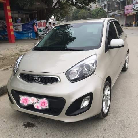 Bán xe Kia Picanto sản xuất năm 2012, màu kem (be), 290tr