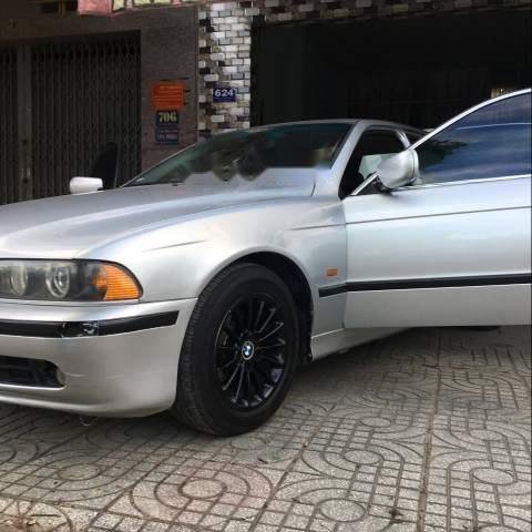 Bán ô tô BMW 5 Series năm 2003, màu xám giá cạnh tranh