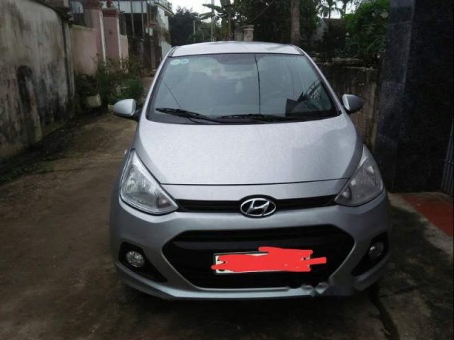 Bán ô tô Hyundai Grand i10 đời 2014, màu bạc