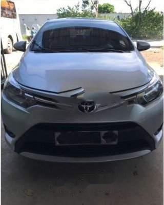 Bán xe Toyota Vios 1.5E năm sản xuất 2014, màu bạc