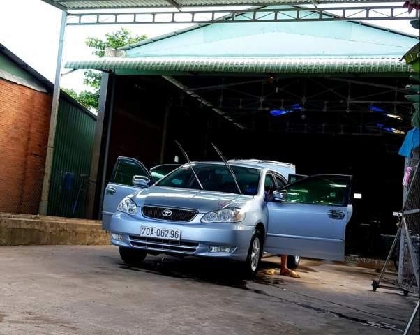 Cần bán lại xe Toyota Corolla altis sản xuất năm 2003