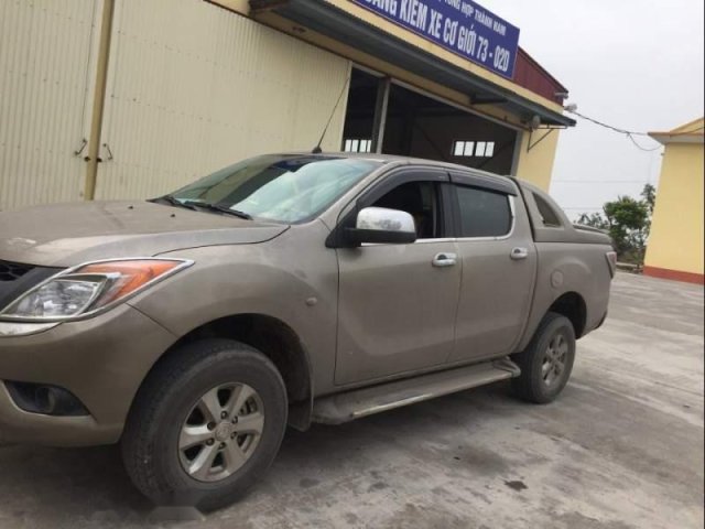 Bán Mazda BT 50 sản xuất 2016, màu vàng, nhập khẩu  