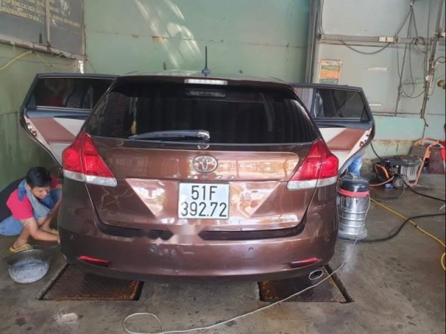 Cần bán lại xe Toyota Venza AT đời 2009, màu nâu, nhập khẩu 