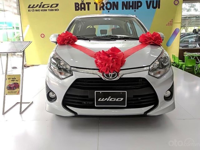 Bán Toyota Wigo 1.2G MT năm sản xuất 2018, màu bạc, nhập khẩu nguyên chiếc 