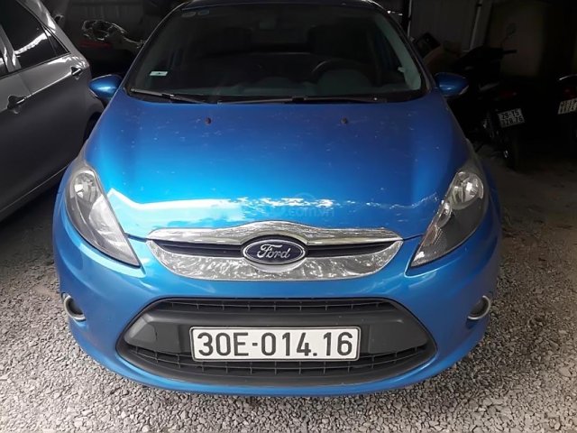 Bán xe Ford Fiesta sản xuất 2011, màu xanh lam như mới, 328 triệu