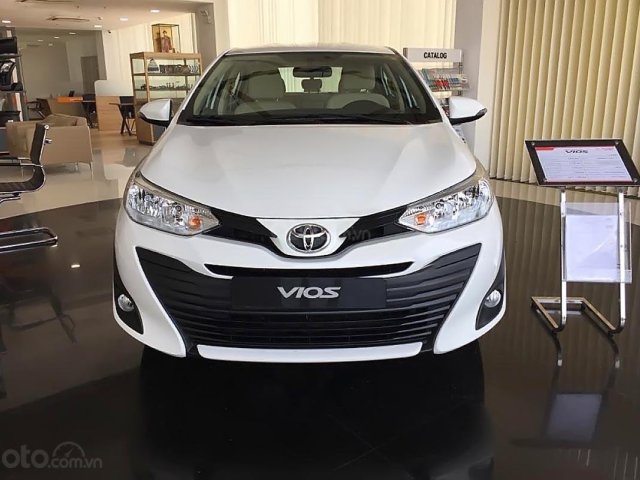 Bán ô tô Toyota Vios 1.5E CVT 2019, màu trắng 