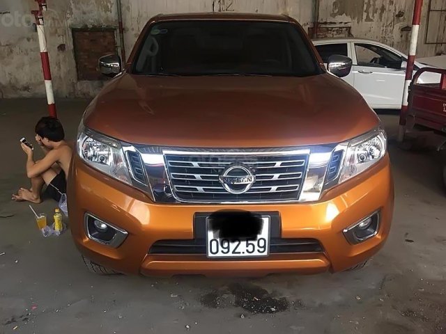 Bán Nissan Navara EL 2.5AT 2WD năm sản xuất 2016, màu vàng, nhập khẩu nguyên chiếc như mới0