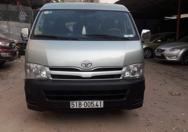 Bán ô tô Toyota Hiace đời 2010, chính chủ