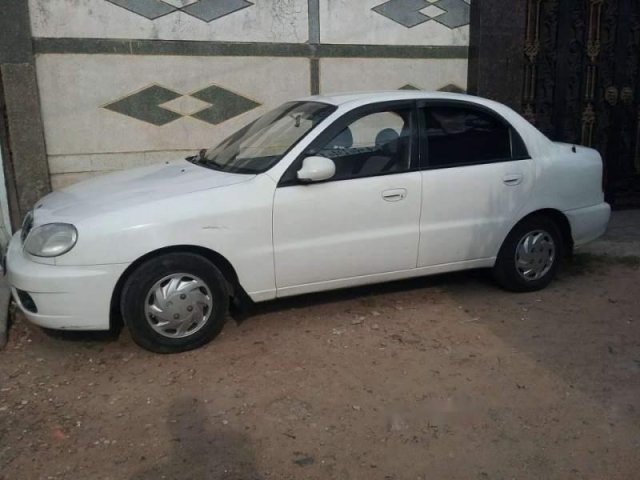 Bán xe Daewoo Lanos đời 2004, màu trắng, xe nhập 