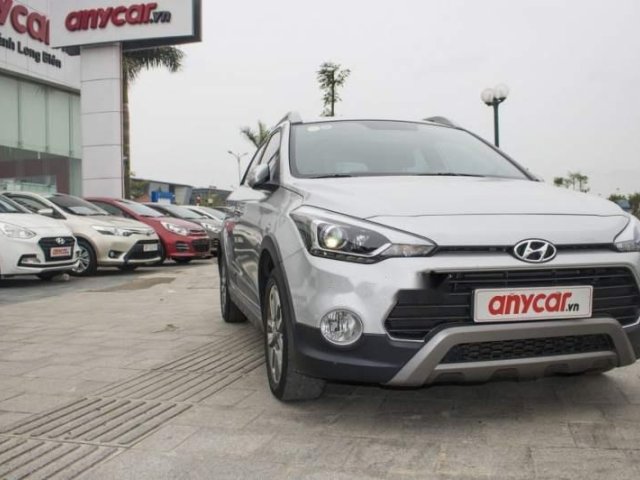 Bán Hyundai i20 Active 1.4AT năm 2015, màu bạc, xe nhập giá cạnh tranh