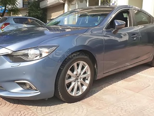 Cần bán Mazda 6 2.0L AT năm sản xuất 2016 xe gia đình