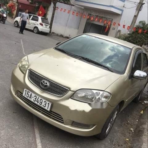 Cần bán xe Toyota Vios sản xuất năm 2005, màu vàng, giá tốt