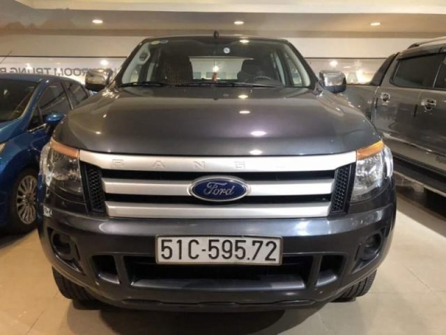 Bán Ford Ranger XLS sản xuất năm 2015, màu xám, nhập khẩu nguyên chiếc