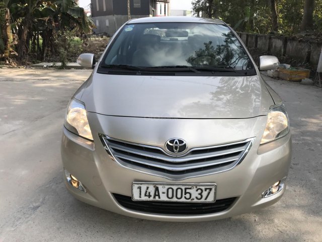 Bán Toyota Vios năm 2011, màu vàng cát