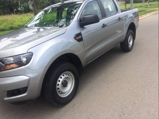 Bán Ford Ranger sản xuất 2017, màu xám giá cạnh tranh