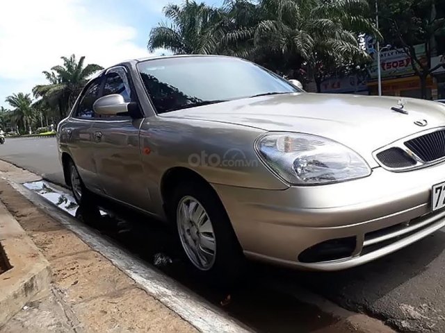 Bán Daewoo Nubira II sx 2001 số tay, máy êm, gầm chắc, không mục